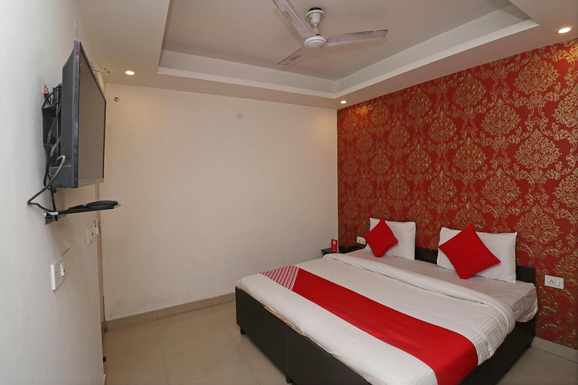 Oyo Flagship Hotel Daimond New Delhi Exterior photo